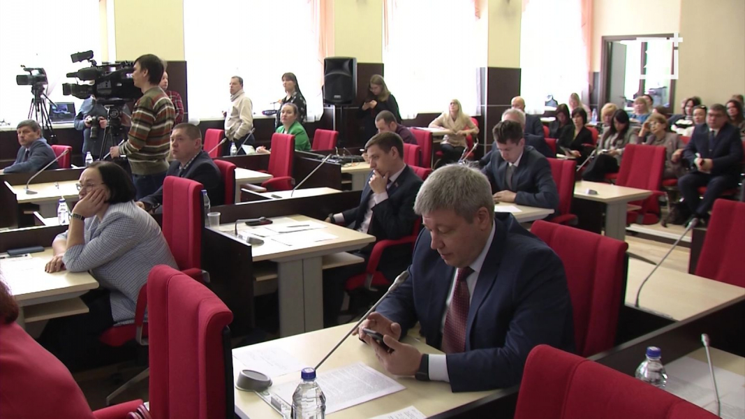 Главы Мурманска отчитались перед горсоветом о работе в прошлом году отчет перед горсоветом Мурманска
