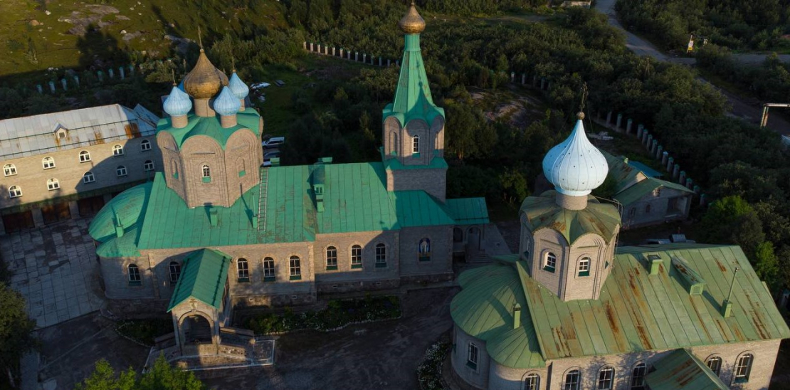 Ковчег с частью Пояса Пресвятой Богородицы привезли в Мурманск Собор