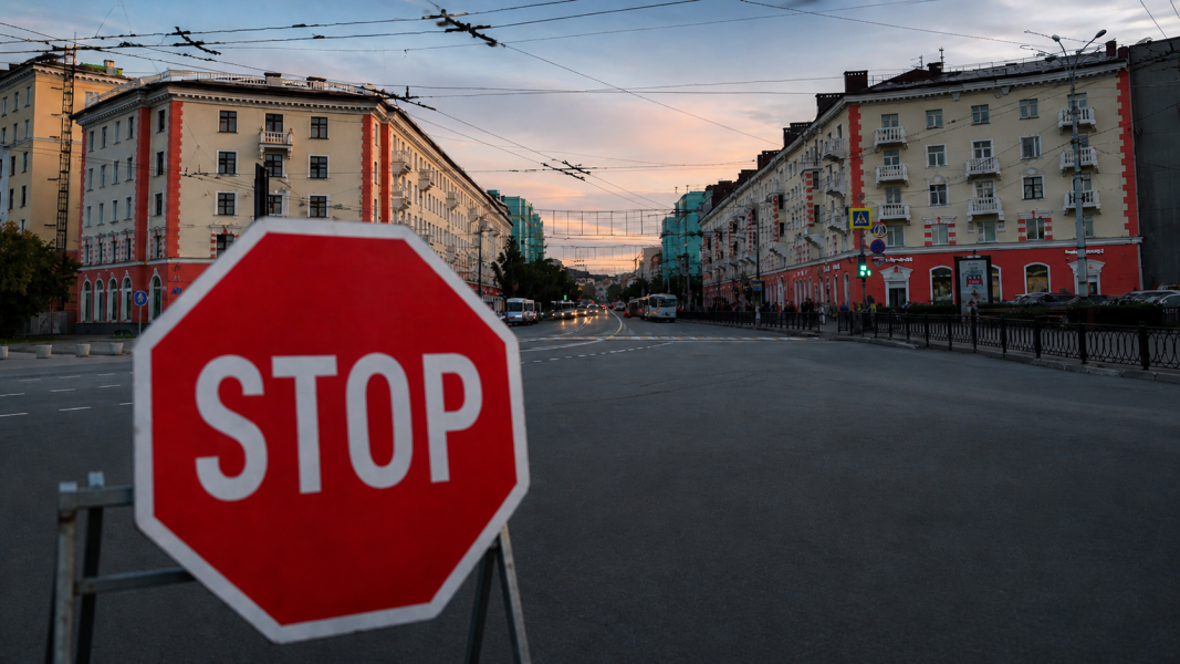 Через 2 часа центр Мурманска закроют Мурманск центр города