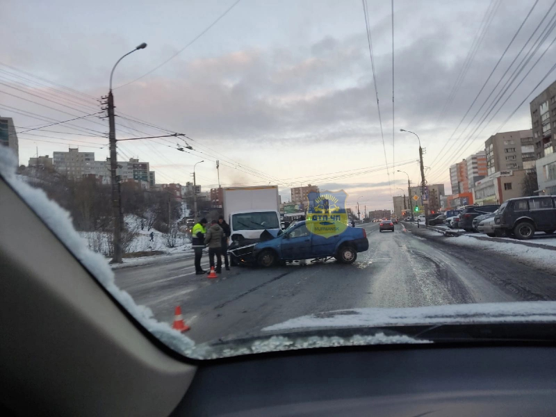 Пассажир погиб в аварии в центре Мурманска Авария