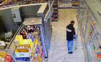 Преступление в Мурманской области попало на видео Кража