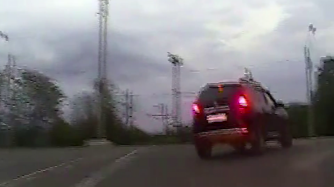 Вопиющий случай произошел в автосервисе в Мурманской области Машина