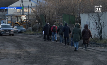Современные светильники установили во дворе в Мурманске Мурманск