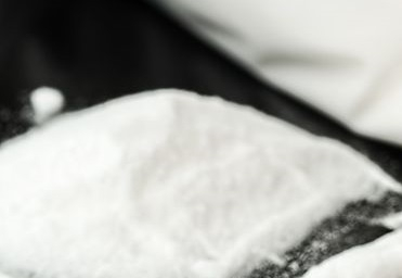 Апатитчанин получил по почте письмо с наркотиками Порошок