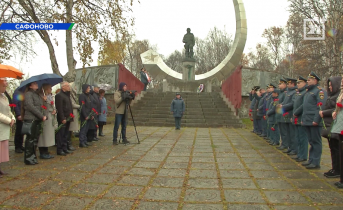 В Мурманской области организовали выставку пожарно-спасательной техники Выставка