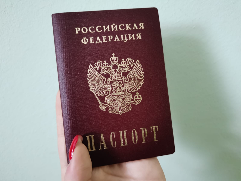Пенсионерка из Казахстана получила российское гражданство после обращения к президенту Паспорт