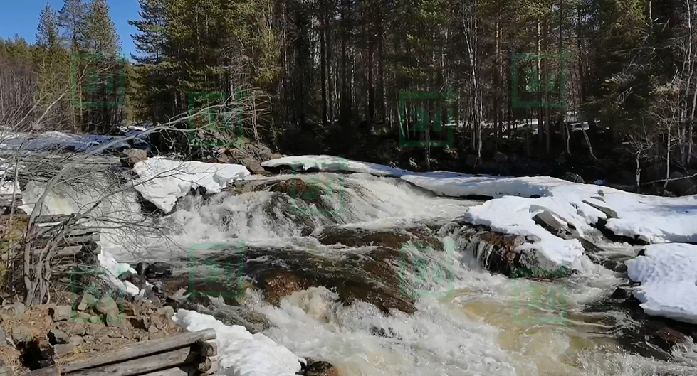 Водопад в Колвице Водопад в Колвице
