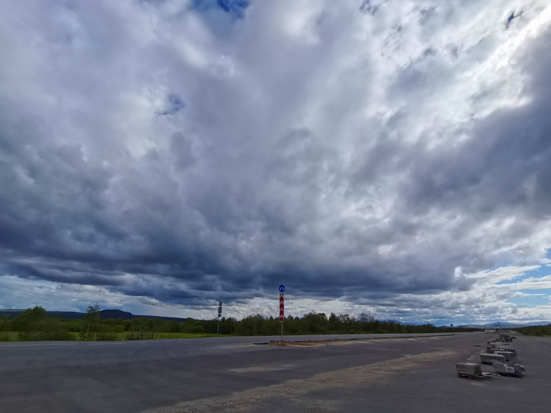 В Мурманской области похолодает до +1° Небо