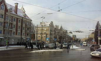 Из горящего автомобиля спасли мужчину: водитель потерял сознание Калининград