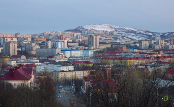 город