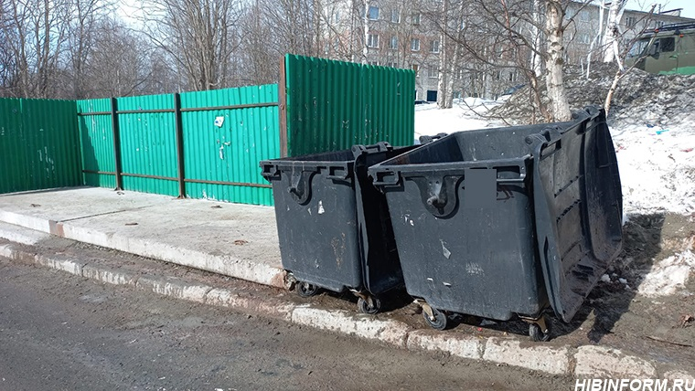 Мусорные контейнеры