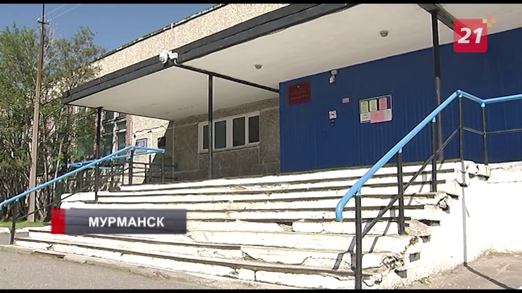 В самой большой школе Заполярья ремонтируют спортзал Школа