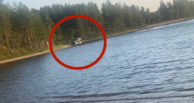 Поведение людей на пляже в Мурманской области возмутило северян Пляж