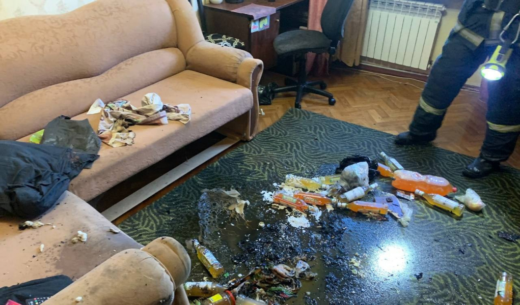 Из пожара в Заполярье спасли человека Пожар