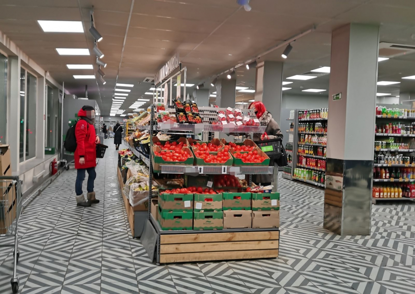 В магазинах Мурманска резко изменились цены на продукты Магазин