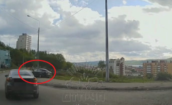 Опасный маневр Нарушитель