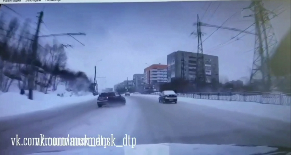 Водитель чудом избежал ДТП в Мурманске ДТП