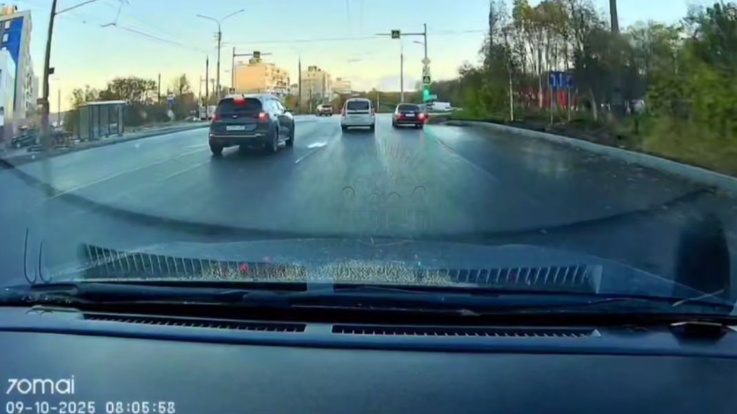 После публикации видео в соцсетях в Мурманске объявили розыск героя ролика Дорога