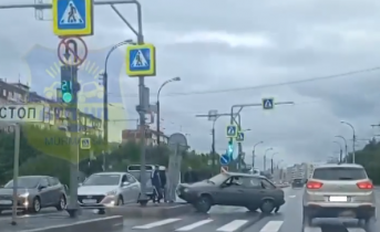 Последствия аварии в Мурманске попали на видео ДТП
