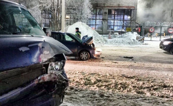 Семь человек были госпитализированы в Мурманской области ДТП