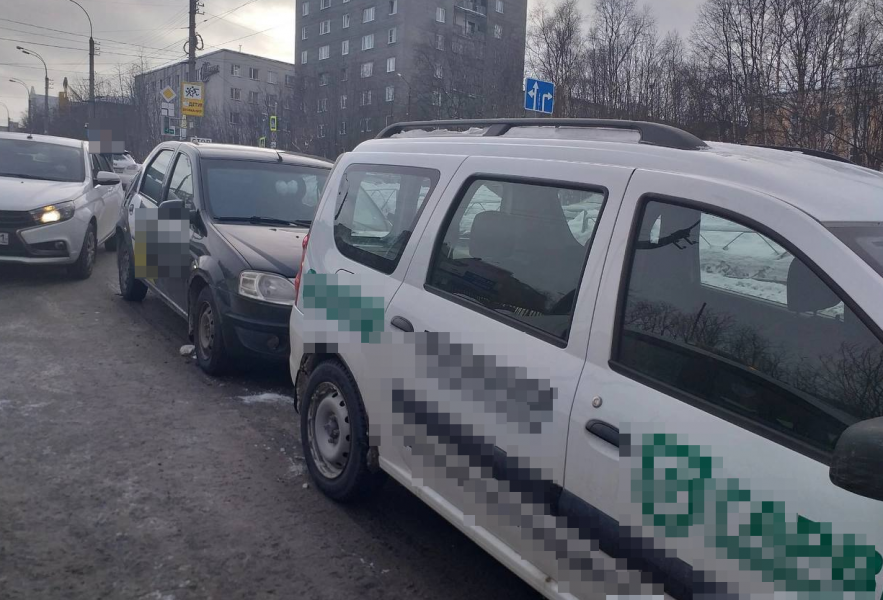 Авария в Мурманске Машины