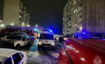 В жилом доме в Мурманской области произошел серьезный пожар Пожар