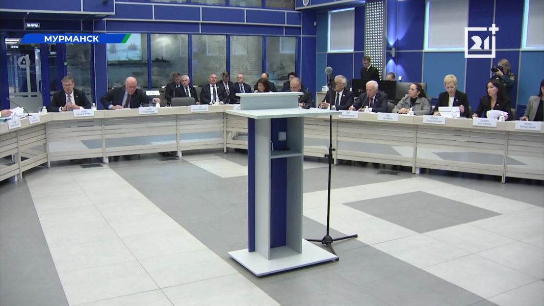 В Мурманской области обсудили важные вопросы Мурманск, люди, совет, совещание