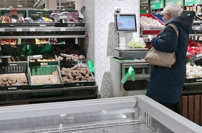 Супермаркеты крупной торговой сети в Мурманской области нашли решение проблемы очередей Магазин