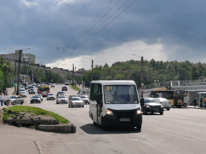 В Мурманске искали родителей потерявшегося ребенка Маршрутка