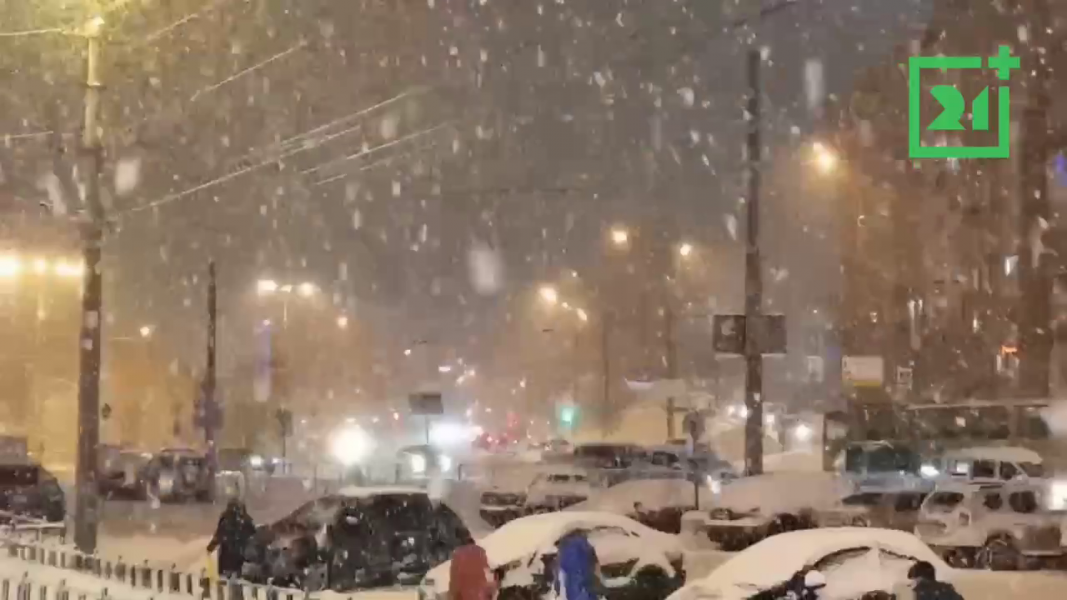 Стало известно, когда закончатся снегопады в Мурманске Мурманск