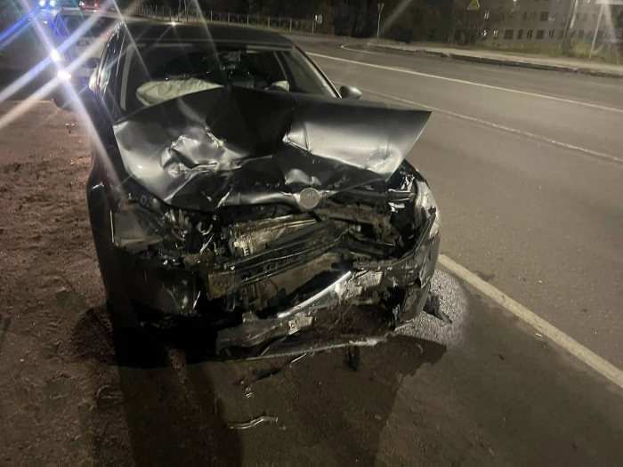 15-летний подросток на питбайке попал в аварию в Мурманске 15-летний подросток на питбайке попал в аварию в Мурманске