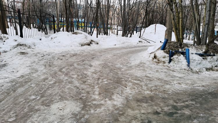 В Мурманске предупредили об ухудшении погодных условий Гололед