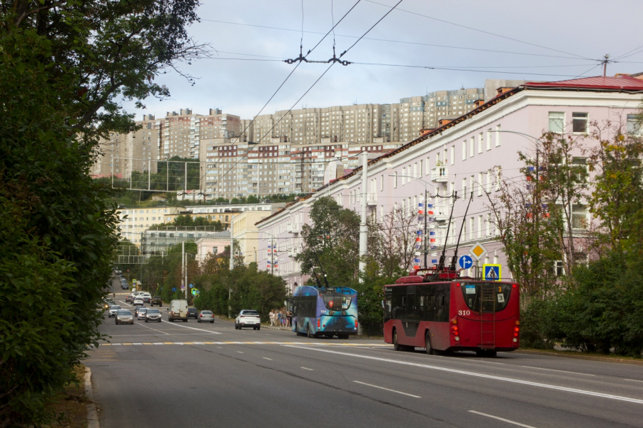 Город
