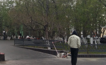 55-летний мужчина испортил продукцию в мурманском гипермаркете Человек