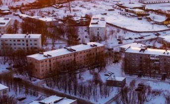 На домах в Мурманской области повесили предупреждения Жилые дома