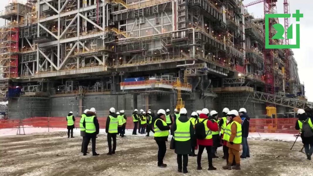 «Здесь создается история». На масштабную стройку в Мурманской области приехала делегация Белокаменка