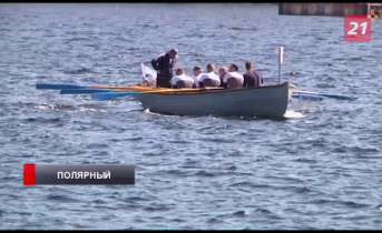 На Северном флоте состоялся чемпионат по парусно-гребному спорту Лодка
