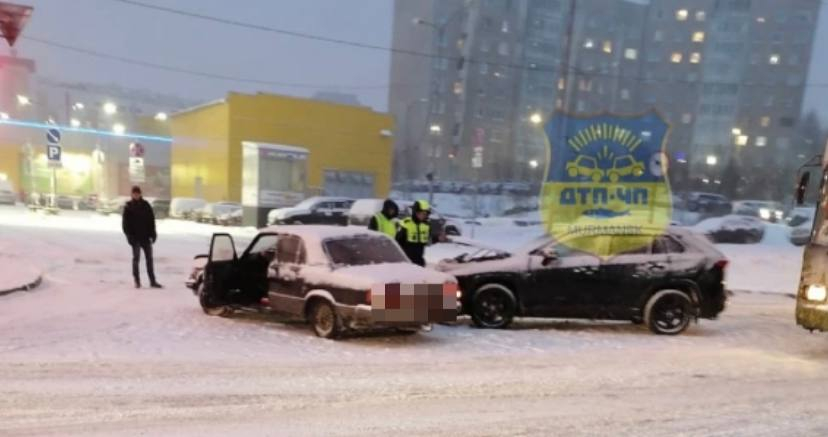 Серия происшествий произошла в Мурманске Авария