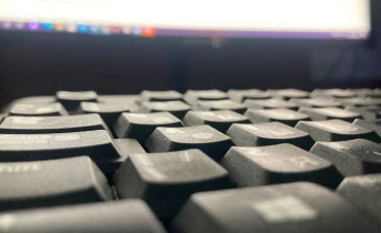 Никогда так не делайте. Северянка сделала крупный заказ в интернете и лишилась денег Клавиатура