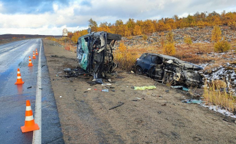 В Мурманской области произошло серьезное ДТП. Есть пострадавшие Мурманская область, дтп, авария, машина