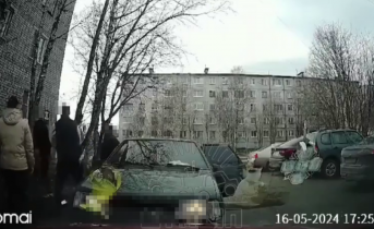 Толпа избила мужчину в Мурманской области Драка