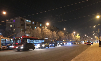 Из-за массовой аварии в Мурманске встали троллейбусы Пробка