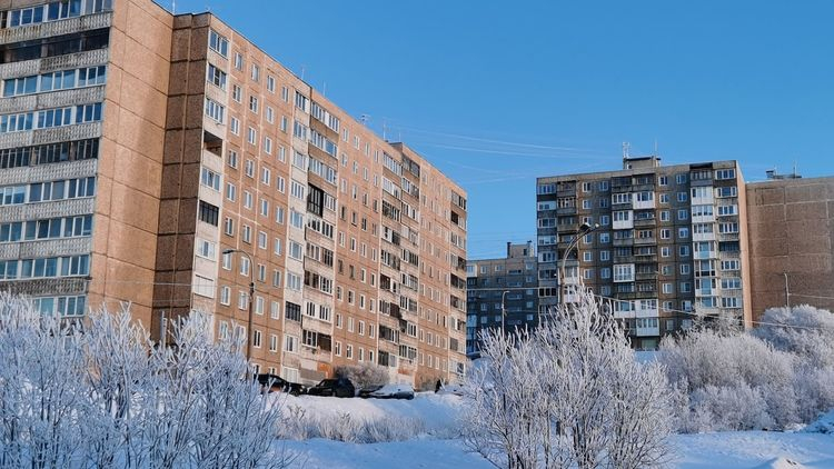 Стала известна средняя стоимость квартиры в Мурманске Дом