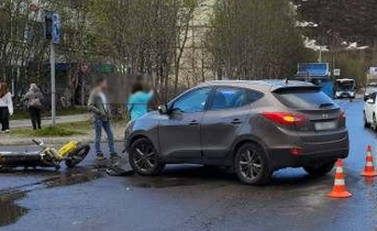 Серия ДТП с 18 пострадавшими потрясла Мурманскую область Машина