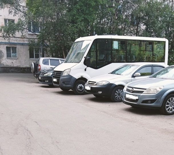 Наглая парковка Маршрутка