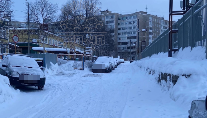 Наглая парковка в Мурманске Парковка