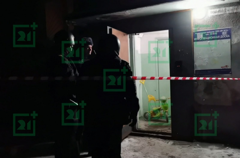 ЧП в жилом доме Полиция