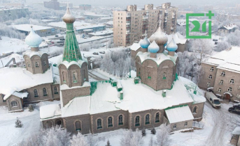 Заснеженный собор в Мурманске Собор