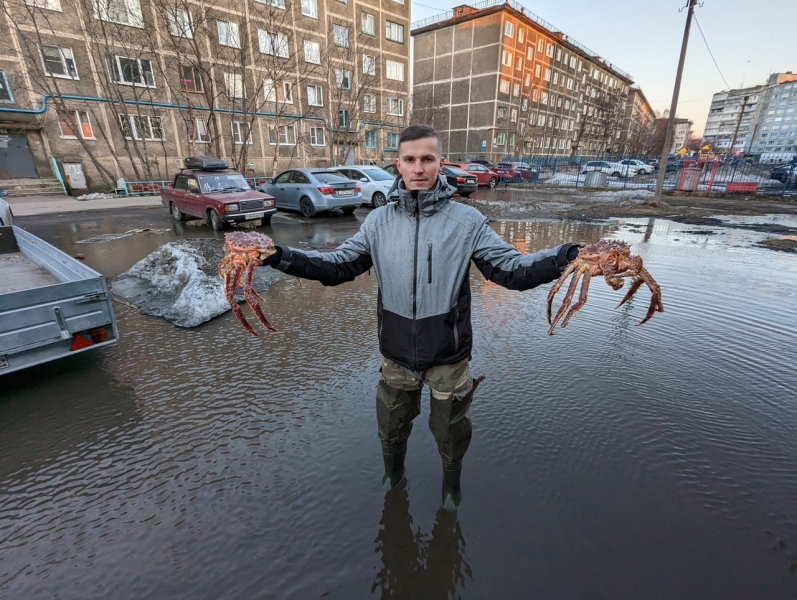 Необычная рыбалка в Мурманске Крабы