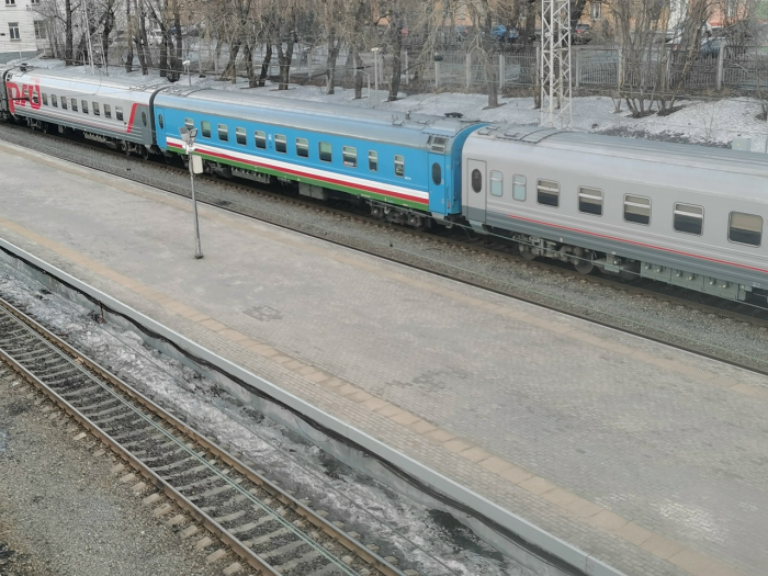 Поезд